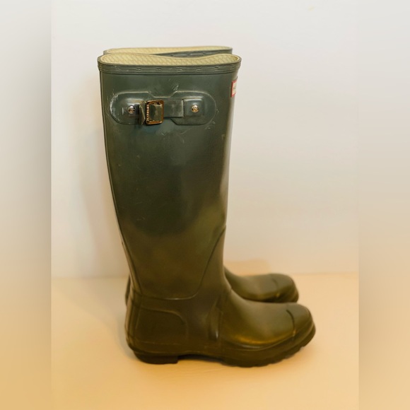 Hunter Rain Boots | Army Green | Size 6M/7F - Picture 6 of 14